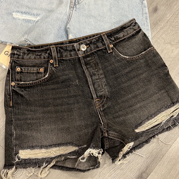 Two new Grlfrnd shorts the Helen the Jules - Picture 2 of 9